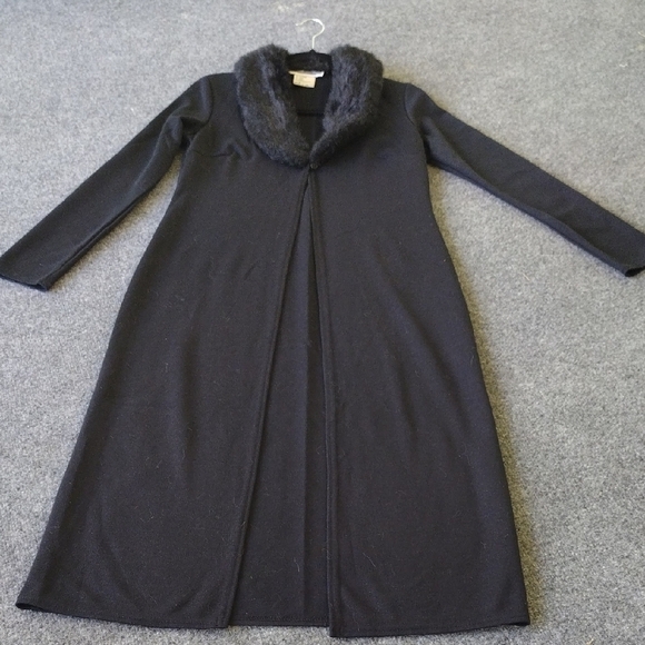 LIMITED TIME OFFER! Indication Black Faux Fur Coatwith Matching Pant - Picture 8 of 17